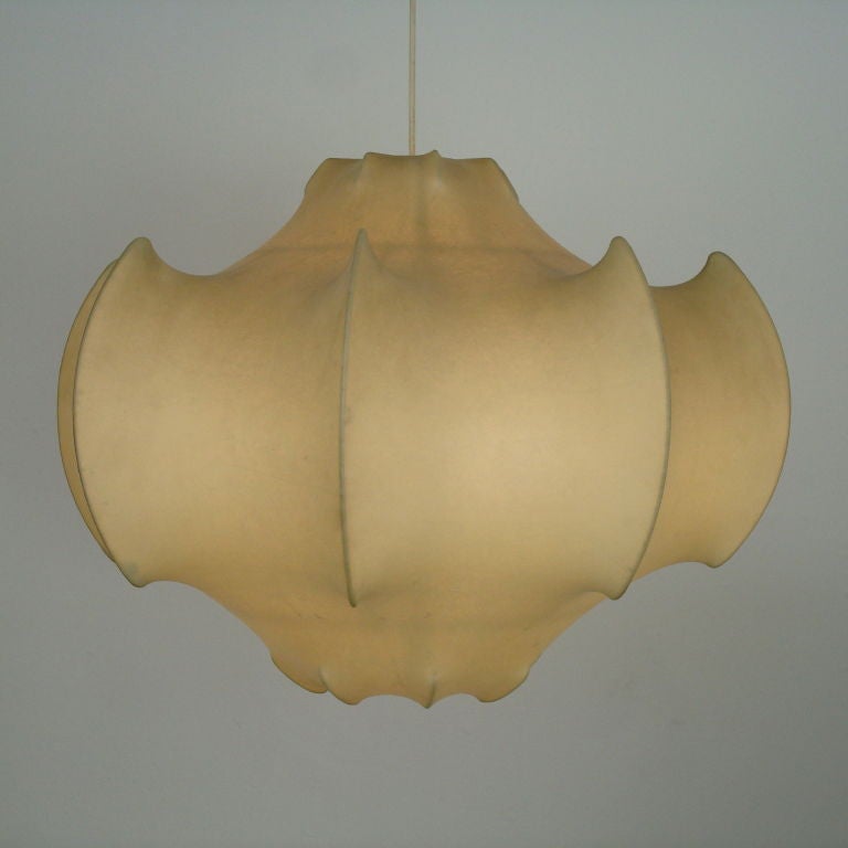 Viscontea ceiling light by Achille Castiglione<br />
Original Edition by Flos in excellent condition.