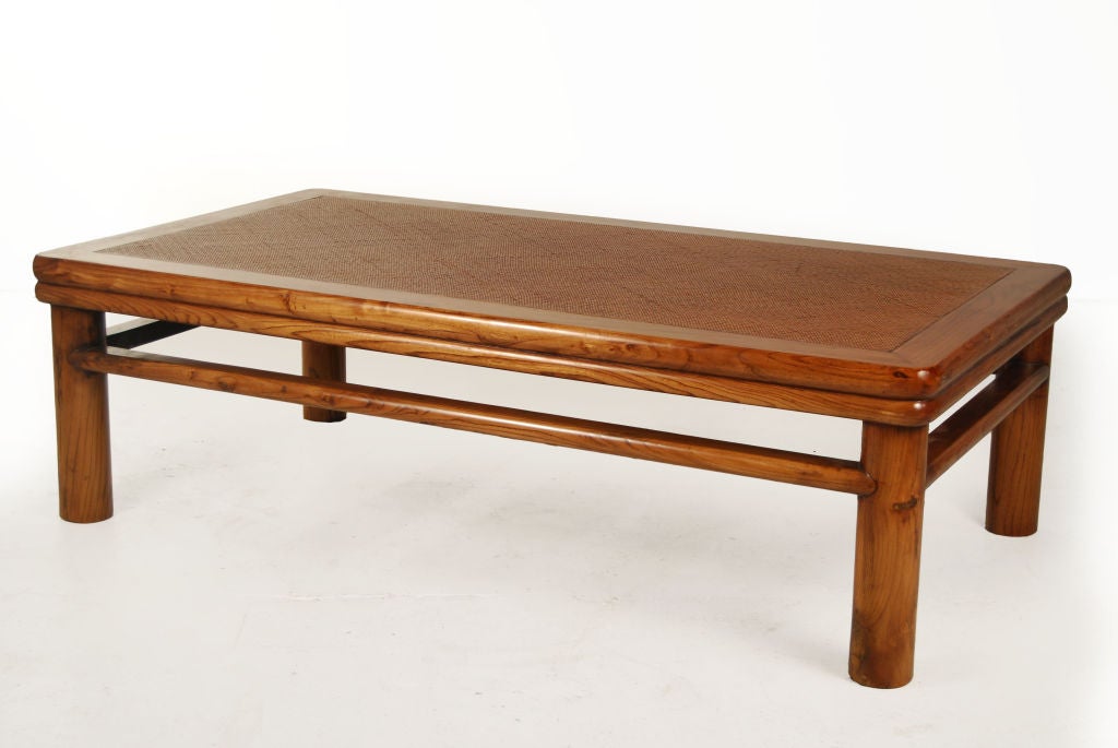A 19th century Chinese elmwood round-leg day bed with solid woven reed top, in a natural finish. 

Pagoda Red Collection #:  GDH012A


Keywords:  Table, coffee table, cocktail, occasional, low, day bed