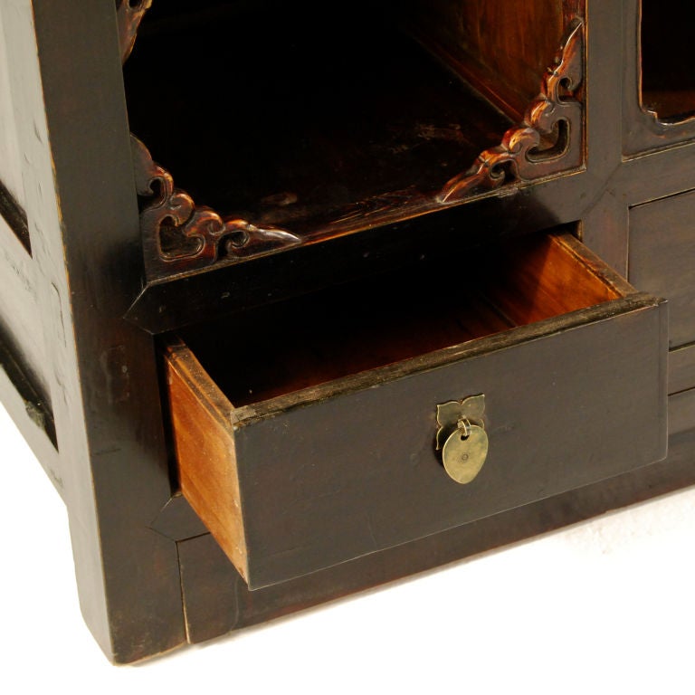 Chinese Display For Sale at 1stdibs