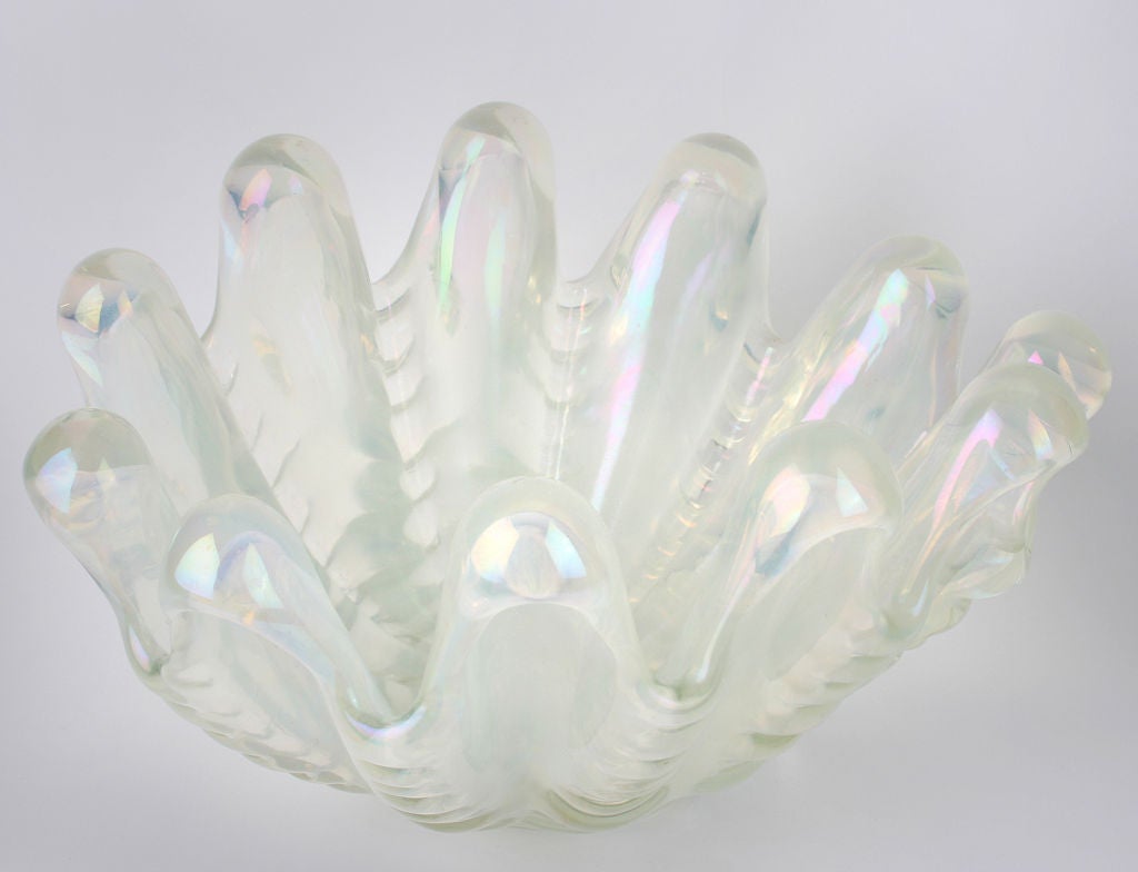 Glass Rare Barovier Grosse Costolature Clam Sculptural Vase