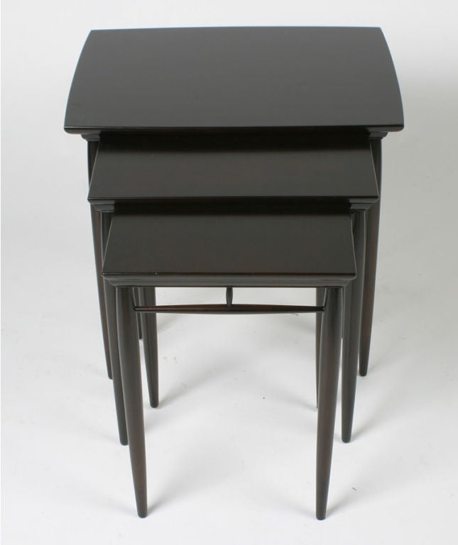 American Set of Hertiage Henredon Nesting  tables