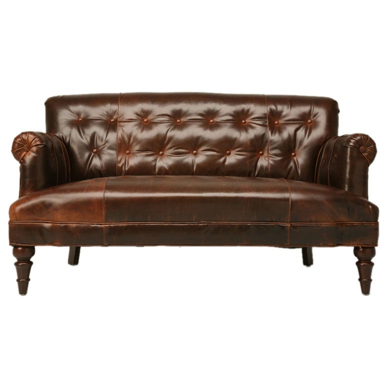 Tufted Back Leather Settee