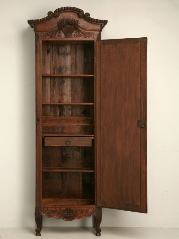 c.1880 French Hand-Carved Solid Oak Bonnetiere