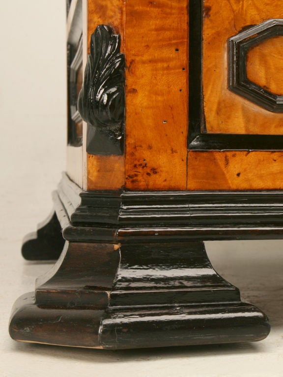 Louis Philippe Bird's-Eye Maple Server, circa 1860 4