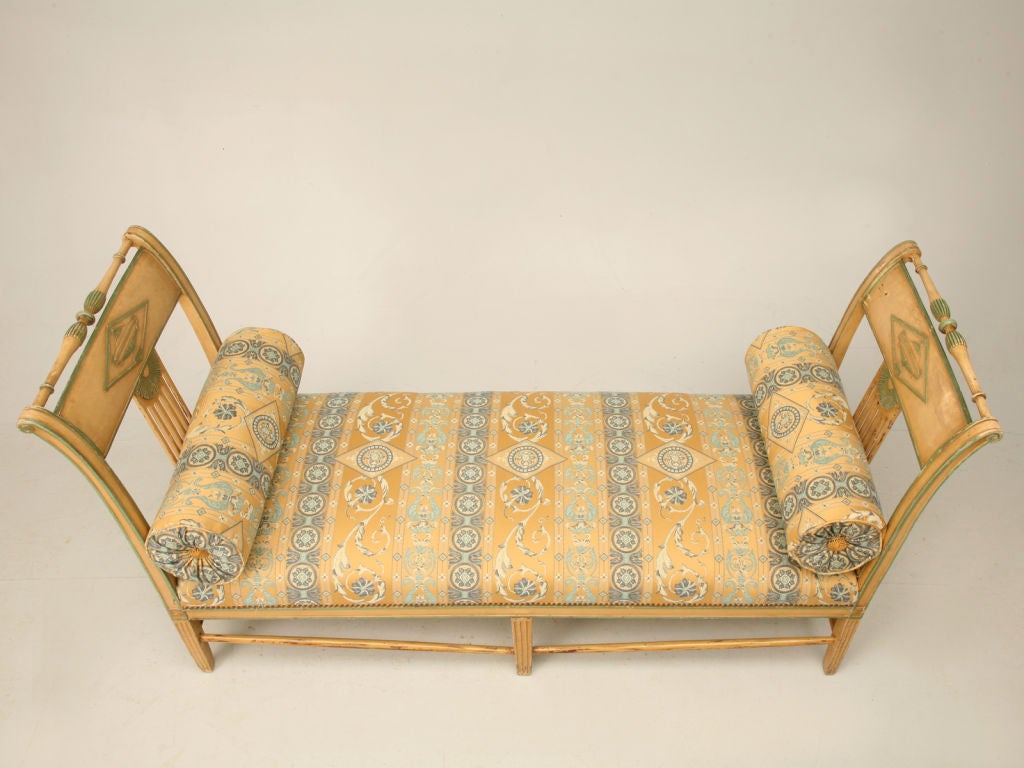 c.1840 French Painted Day Bed 5