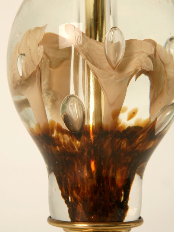 Mid-20th Century c.1950 Paperweight Lamp w/Original Finial
