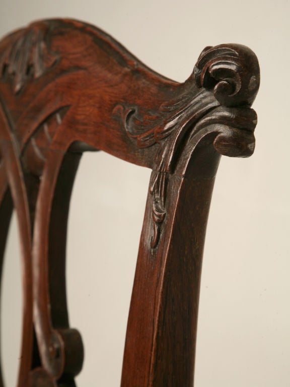 Antique Irish Chippendale Walnut Armchair, circa 1780-1820 Exquisite and Heavy In Good Condition For Sale In Chicago, IL
