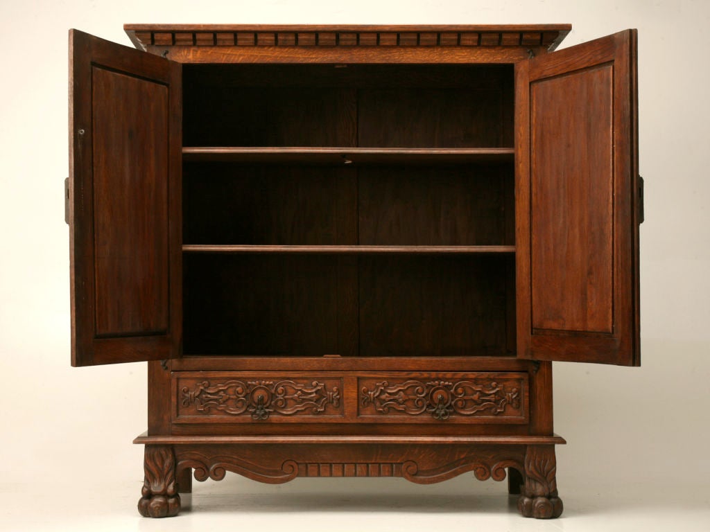 c.1930 Carved Spanish Oak Cupboard