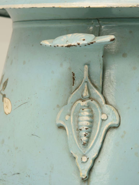 19th Century Original Antique English Toleware Wash Bowl/Basin Set