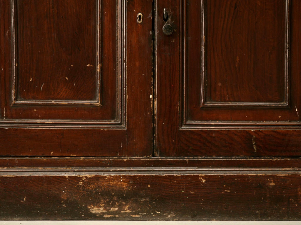 Hand-Painted Antique English or Irish Georgian Faux Grained Pine Corner Cupboard All Original