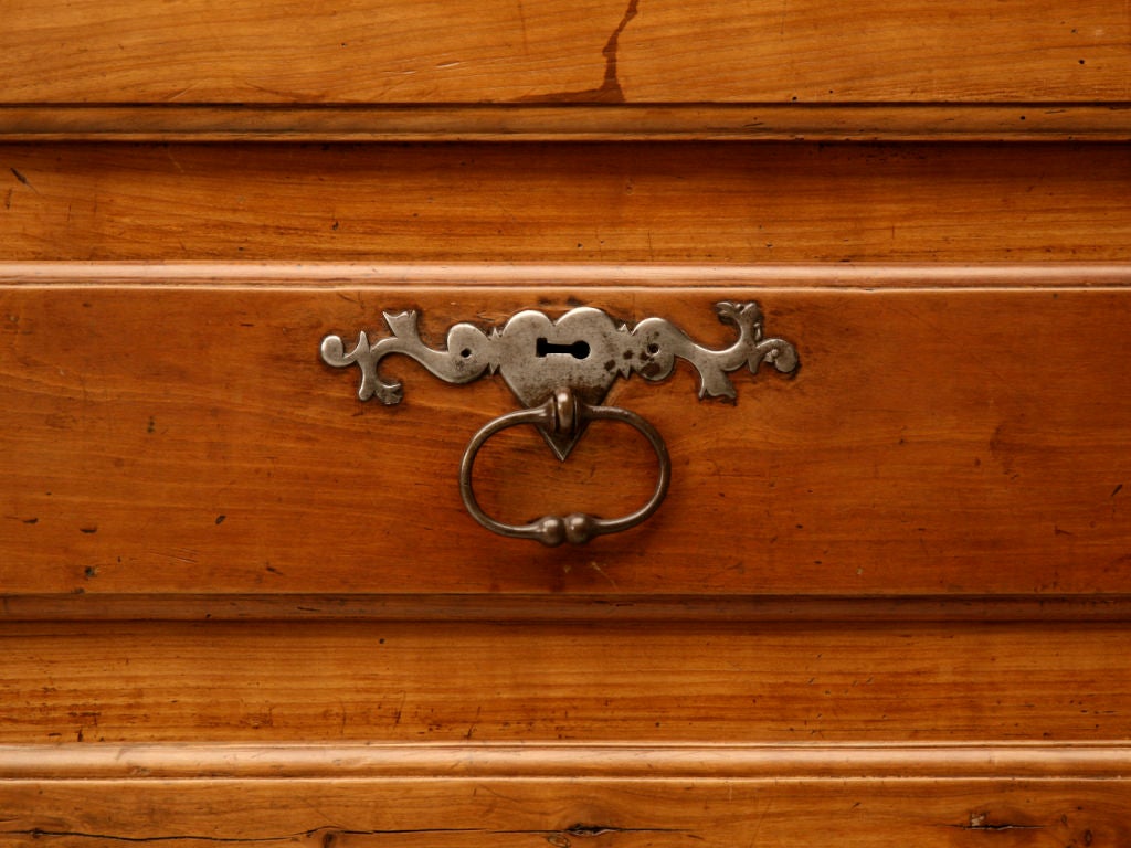 c.1740 French Louis XV Cherry Bonnetiere 2