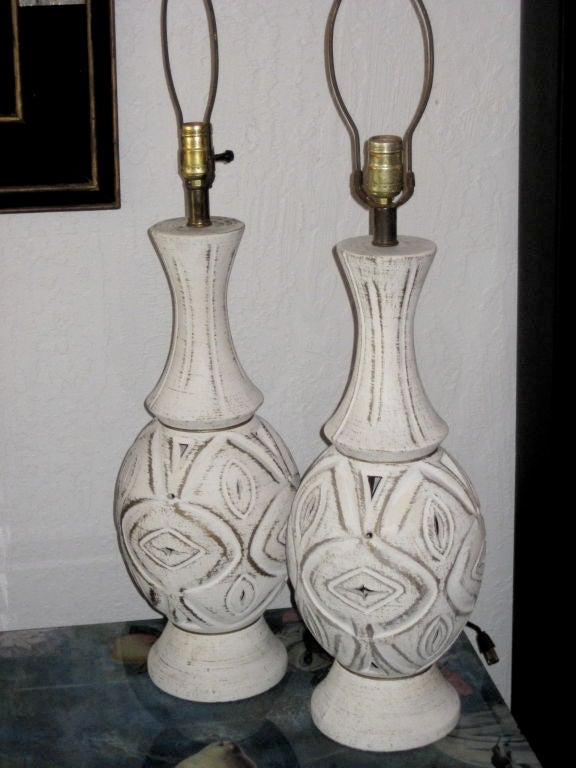 Mid-20th Century Pair of White Mid Century Chalkware Lamps