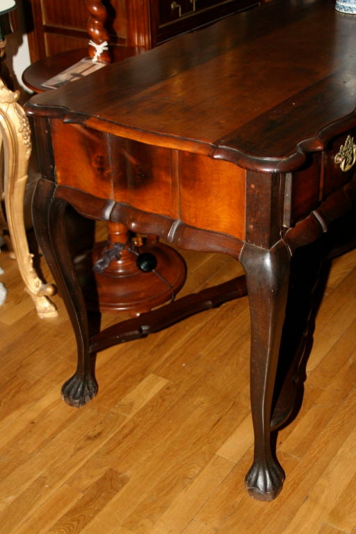 19th Century Dutch Colonial South African Laurel wood table