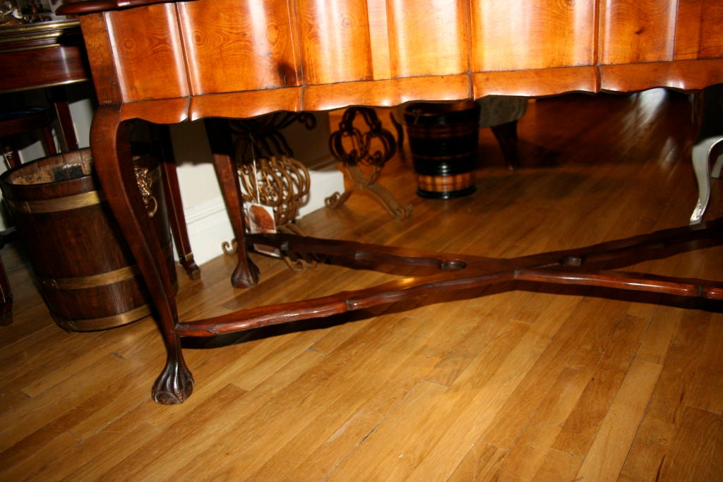 Dutch Colonial South African Laurel wood table 5