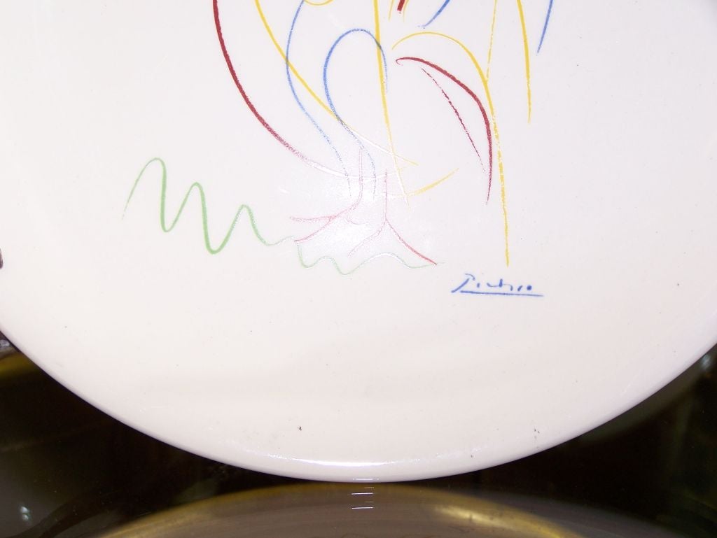 French Hand-Painted Decorative Plate in the Style of Picasso For Sale