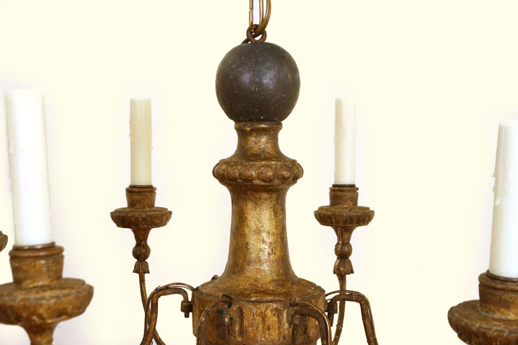 Italian LXVI Period Giltwood 6-arm Chandelier