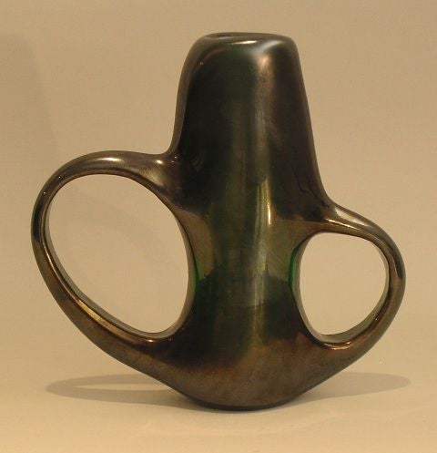 Vase in Murano Glass designed in 1952 by Giorgio Ferro for A.Ve.M - Murano<br />
Iridescent green.<br />
Vases of this series are published in severals books and listed in important Auction like Quittembaum (please, see pictures).<br />
For