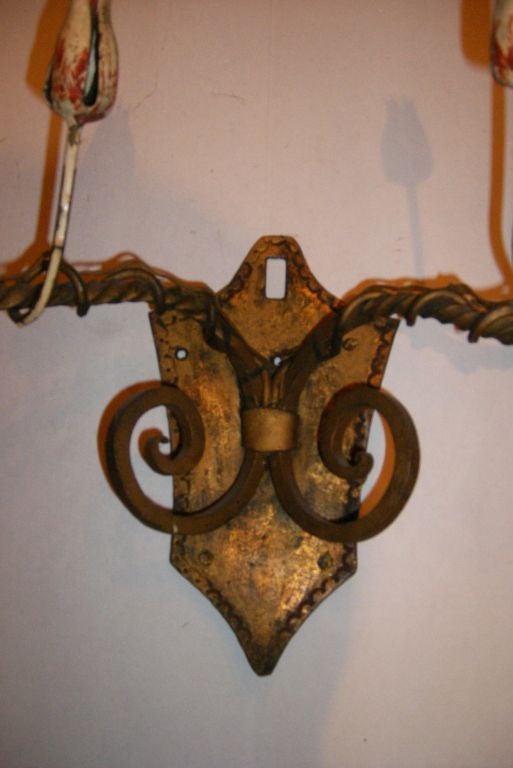 Large Gilt Metal Sconces with Floral Detail In Excellent Condition For Sale In New York, NY