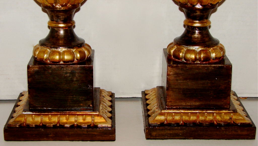 Pair of Carved Wood Table Lamps In Good Condition For Sale In New York, NY