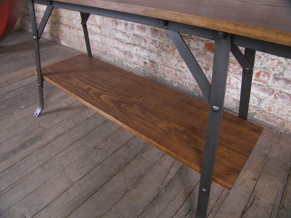 Handwerkliche Bank oder Tisch oder Regaleinheit aus Holz und Stahl, Vintage Industrial (amerikanisch) im Angebot
