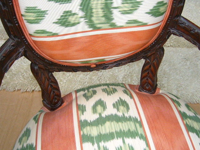 Antique Louis XVI style Fauteuil in Ikat Moire 5