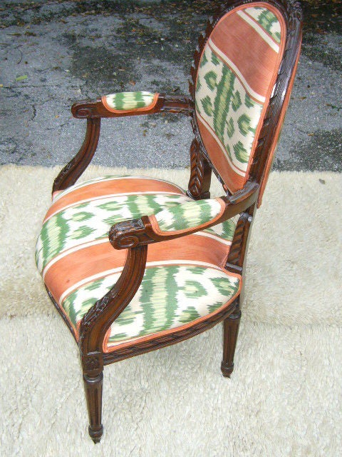 Antique Louis XVI style Fauteuil in Ikat Moire 1