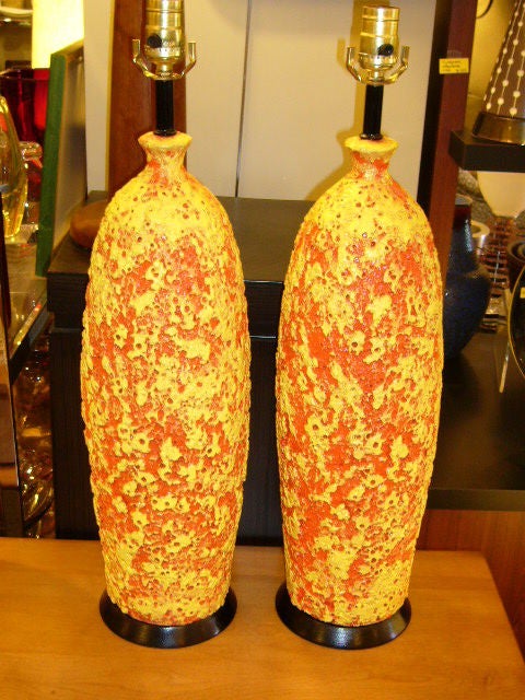 Pair of 1950s Brutalist Modern Lava Glaze Pottery Table Lamps In Good Condition In Miami, FL
