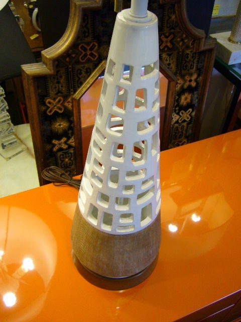 Tall 1950s Zaccagnini Reticulated Pottery Obelisk Lamp 2