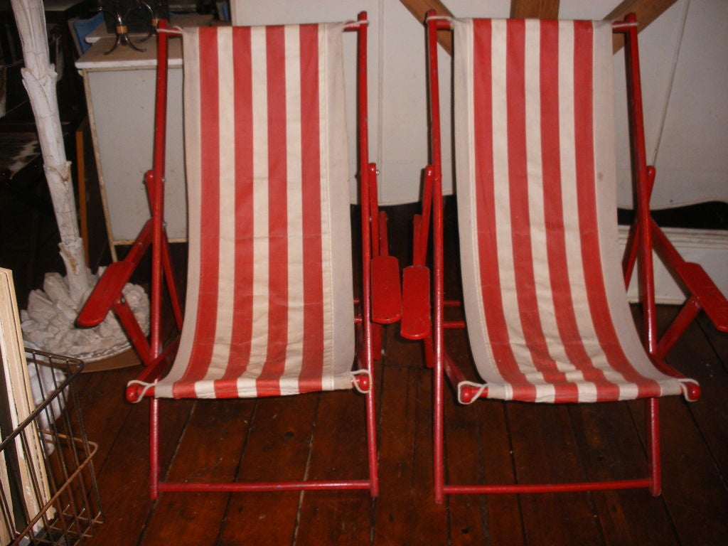 Mid-20th Century PAIR OF RED AND WHITE STRIPED CANVAS BEACH CHAIRS