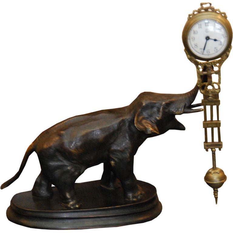 Elephant mystery swinger clock