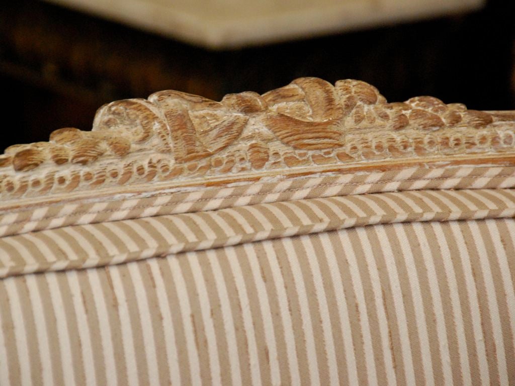 French Louis XVI style ovalback canape