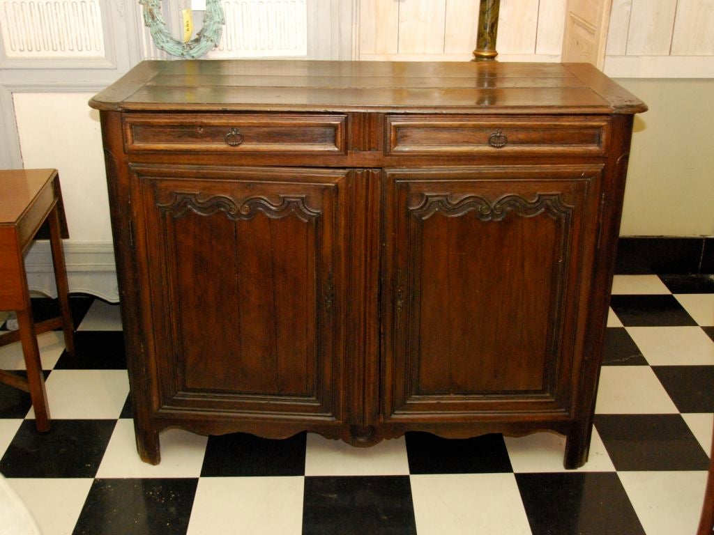 Late 18th century French oak buffet