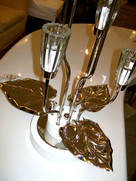 Art Deco Sculptural Lily Pad Deco Table Lamp For Sale