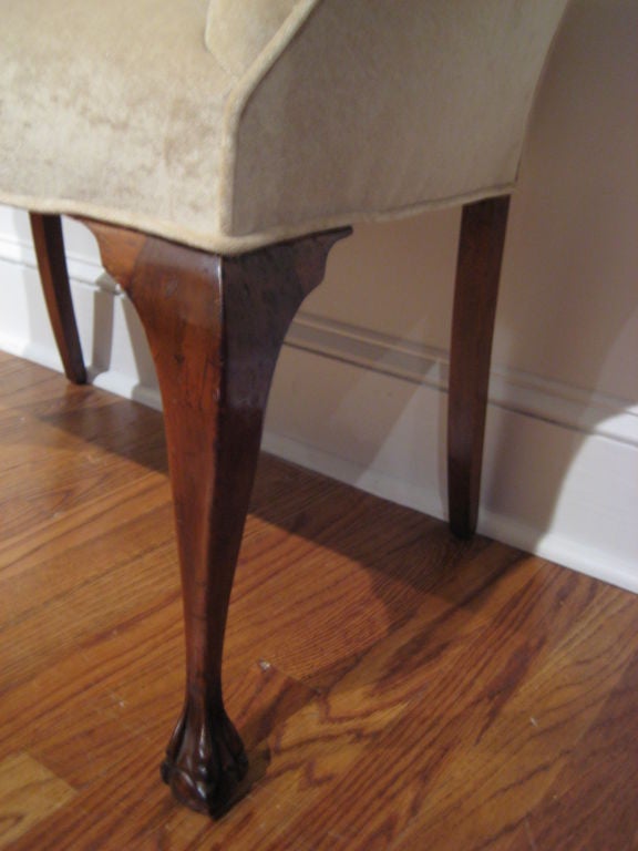 Mid-20th Century Queen Anne Style Small Bench