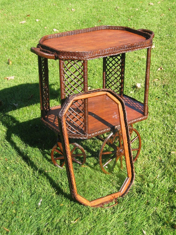 BAR HARBOR WICKER TEA CART In Excellent Condition In Sheffield, MA