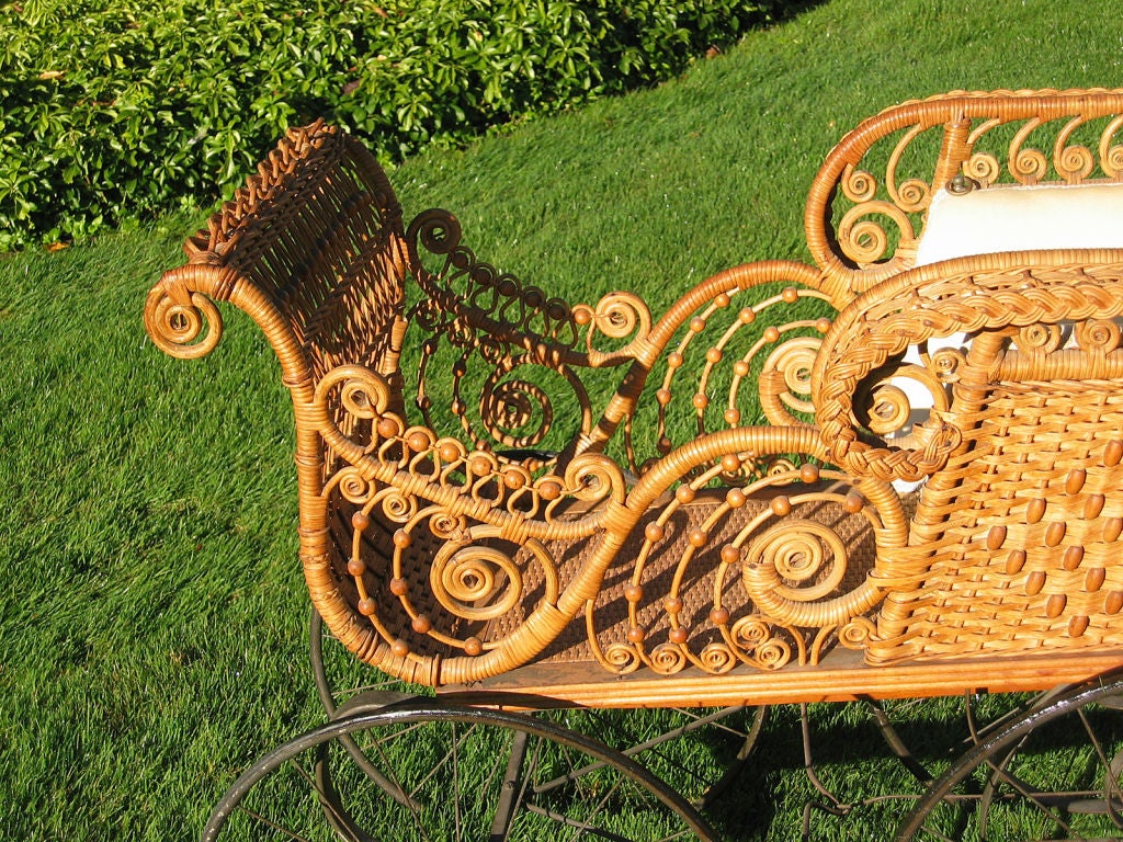 Wood ORNATE VICTORIAN WICKER BABY CARRIAGE