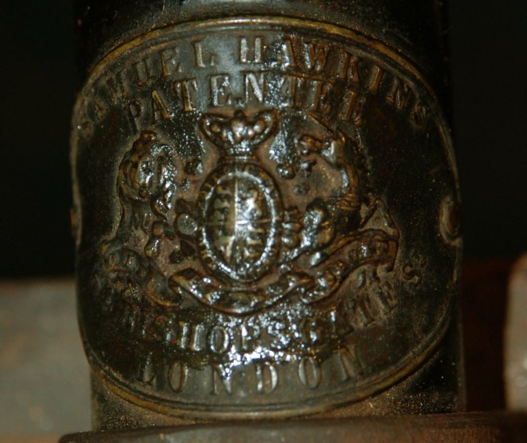 A Fine English Mahogany Extending Round Dining Table 4