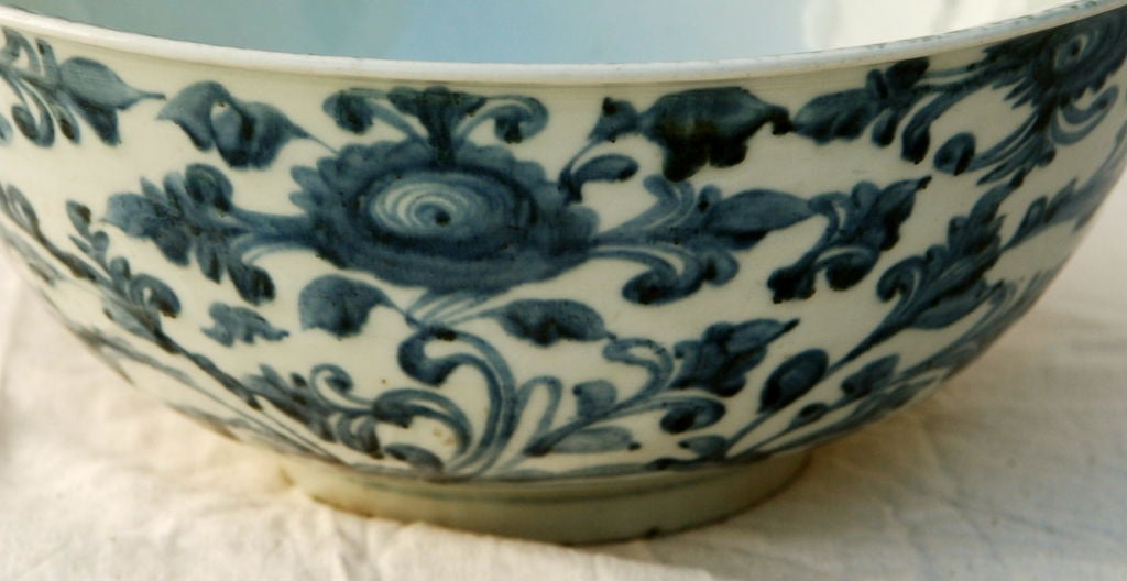 Chinese A Fine Ming Dynasty Blue & White Bowl