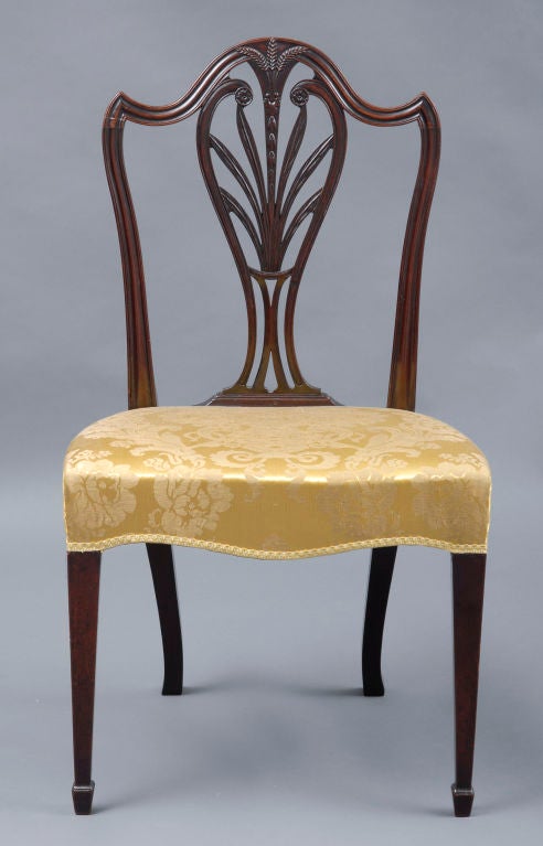 Carved English Pair of Period Hepplewhite Side Chairs For Sale
