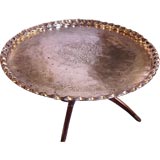 Minimalist Coffe table with Brass Engraved Top Minimalist Coffe table with Brass Engraved Top