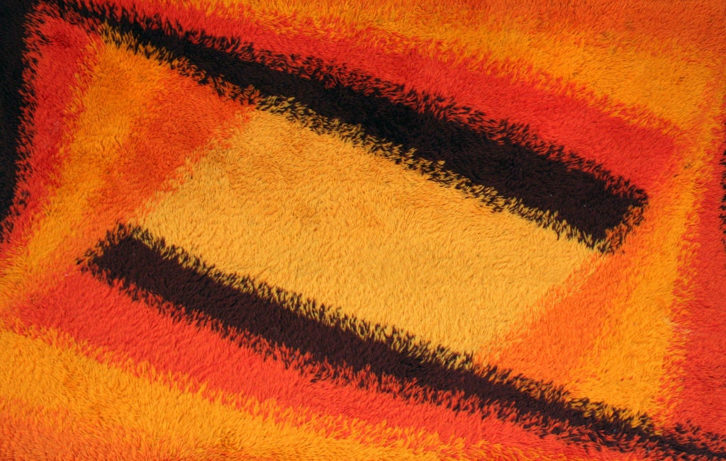 Geometric Print Rya Rug in Red Orange Tone