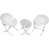 Great pair of Russell Woodard mesh scoop chairs and table