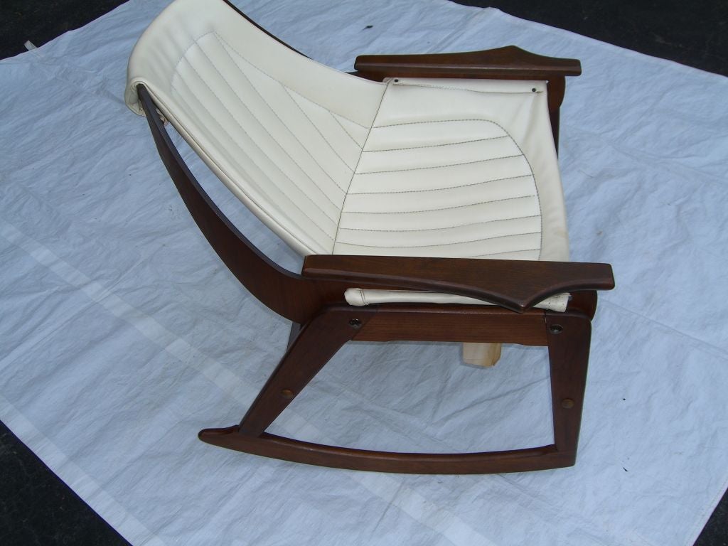 Nice 1970's walnut rocker with sling seat by Charlton 1