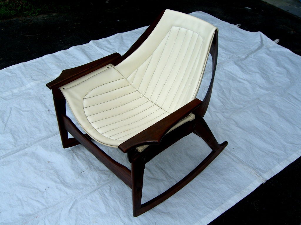 Nice 1970's walnut rocker with sling seat by Charlton 4