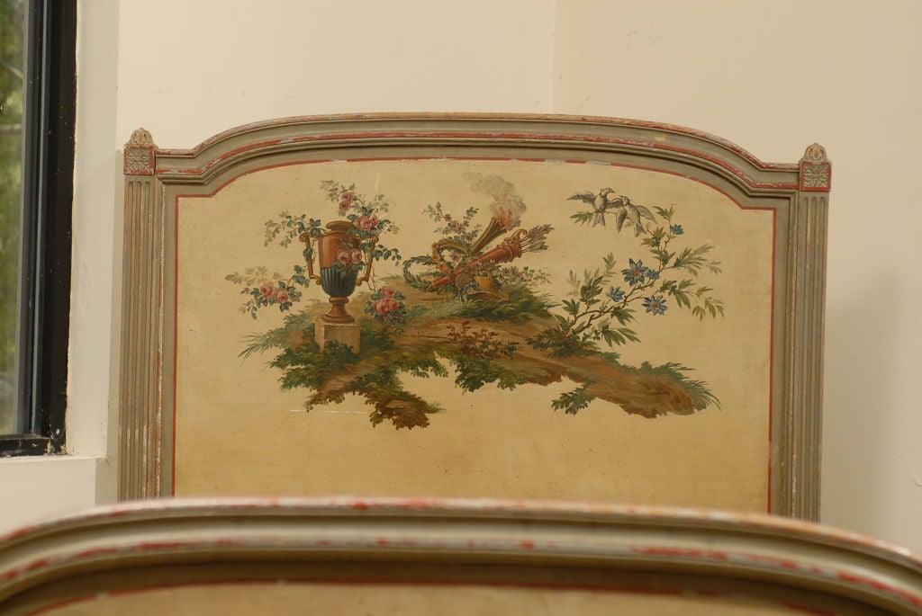 18th Century French Louis XVI Period 1770s Hand-Painted Wooden Bed with Floral Décor