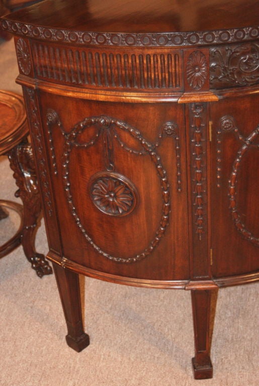 Demi-Lune Console