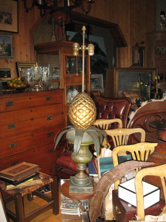 Tin pineapple lamp with gilding and very nice original patina-Hampton location.