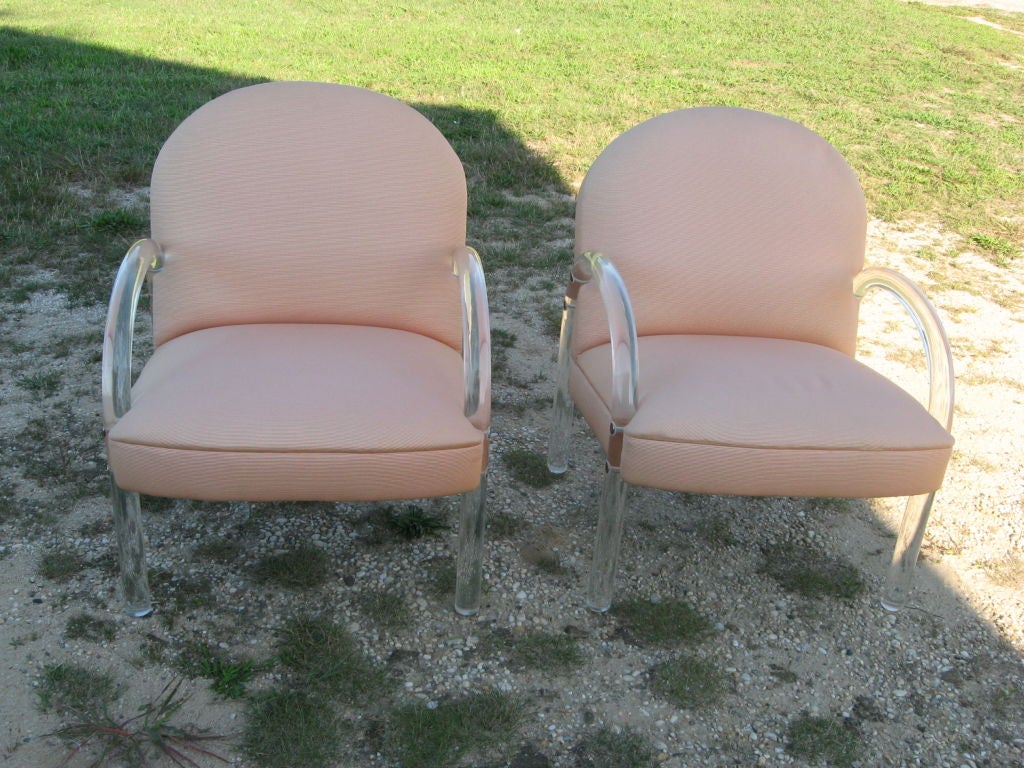 Pace Collection Pair of Lucite Lounge Chairs In Excellent Condition In Water Mill, NY