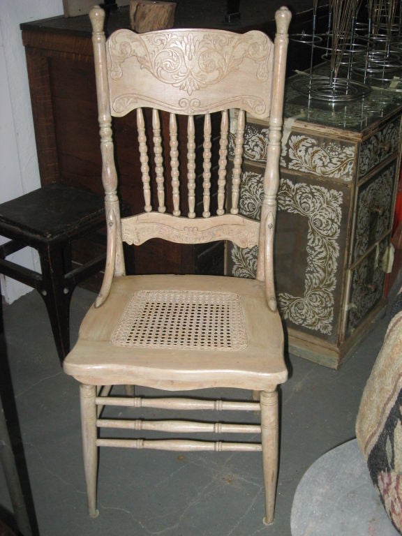 Set of Eight Turn of the Century  American Dining Chairs For Sale 3