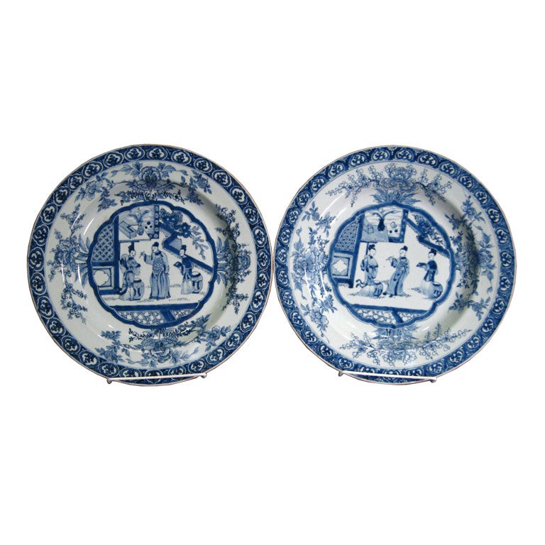 Fine Pair of Kangxi Blue & White Chargers, China c. 1700
